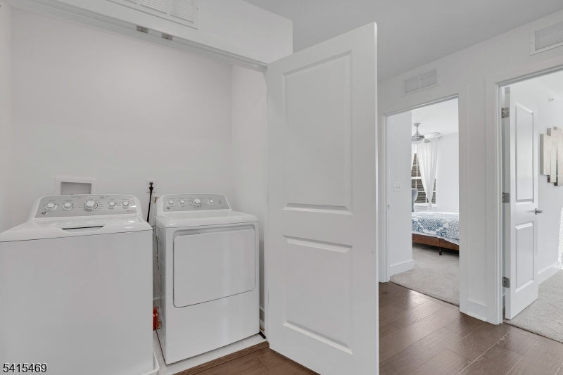 COLLECTION at MORRIS PLAINS - Residential