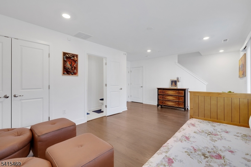 COLLECTION at MORRIS PLAINS - Residential