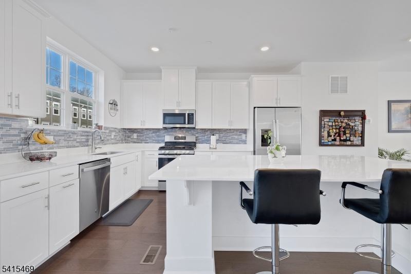 COLLECTION at MORRIS PLAINS - Residential