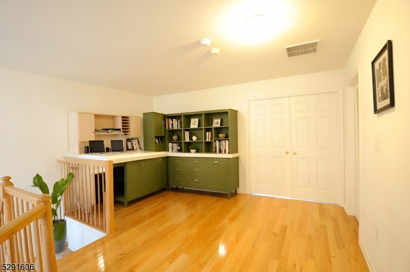 Montgomery Hills - Residential Lease