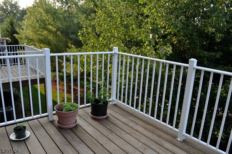 Montgomery Hills - Residential Lease