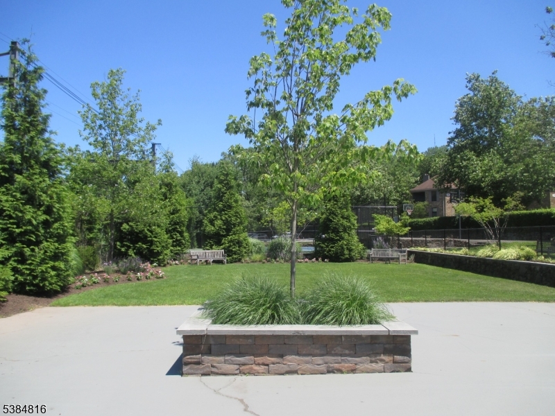 INWOOD AT GREAT NOTCH - Residential Lease