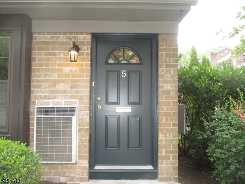 INWOOD AT GREAT NOTCH - Residential Lease