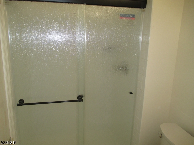 INWOOD AT GREAT NOTCH - Residential Lease