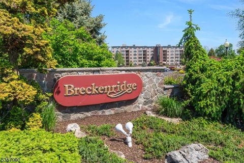 1360 Hamburg Tpke Unit 106, Wayne Twp., NJ 07470 - #: 3962932
