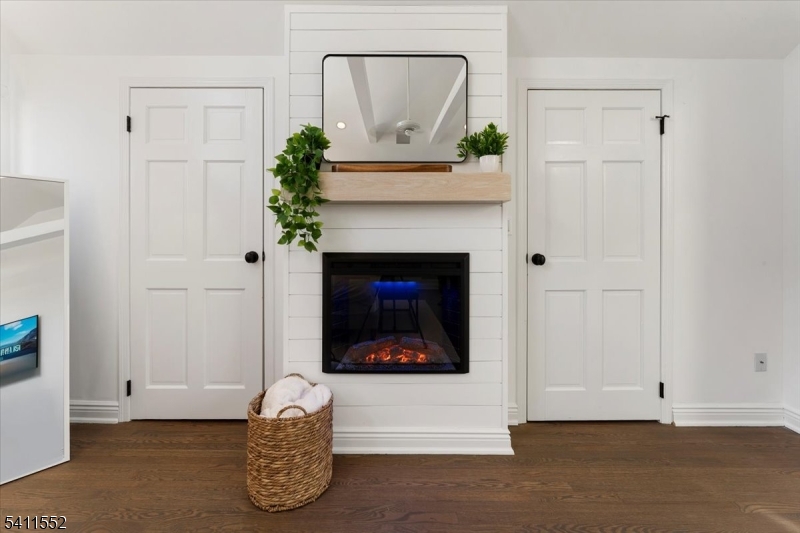 Tamaques Park - Residential