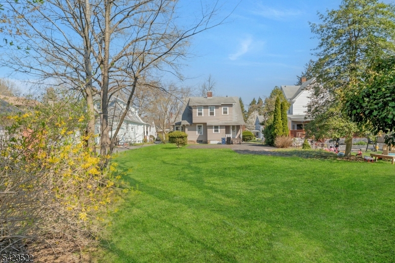 Sleepy Hollow Area - Residential