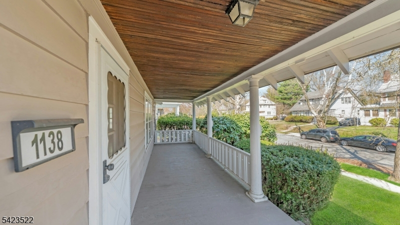 Sleepy Hollow Area - Residential