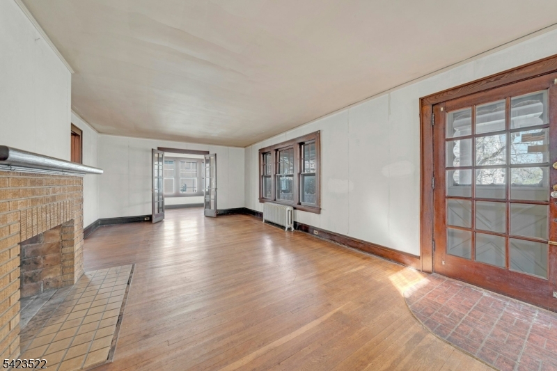 Sleepy Hollow Area - Residential