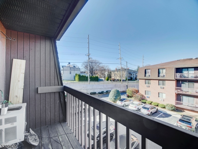 RIVERMILL WEST - Residential