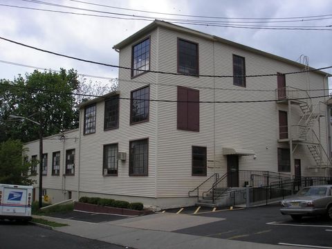 9 Colonial Ct, High Bridge Boro, NJ 08829 - MLS#: 3947460