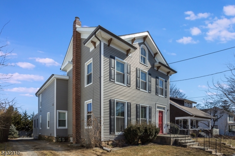 College Section - Residential Lease