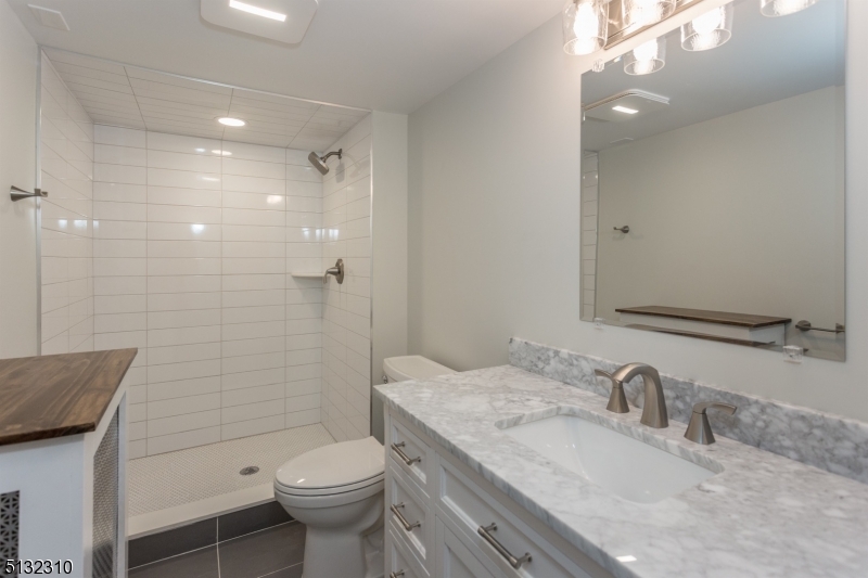 College Section - Residential Lease