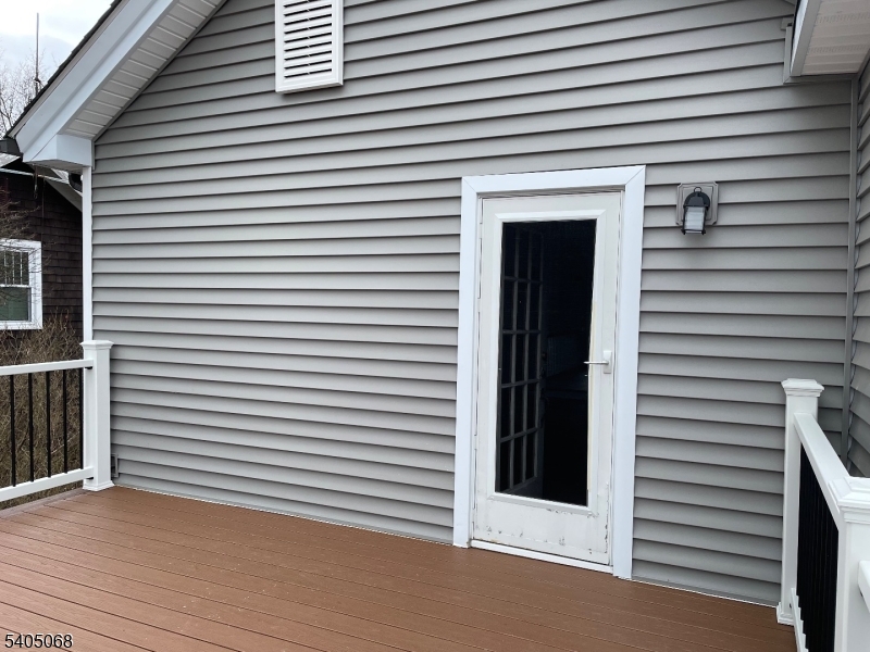 College Section - Residential Lease