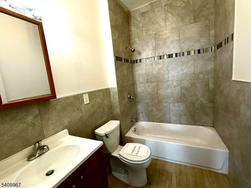 IN TOWN - Commercial Sale