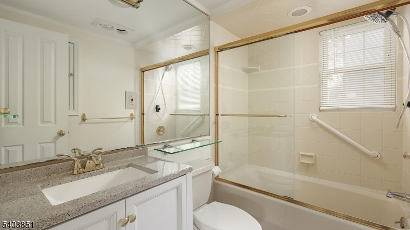 Kahlcrest Condominiums - Residential