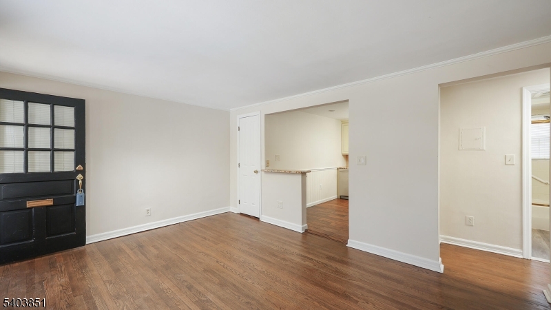 Kahlcrest Condominiums - Residential