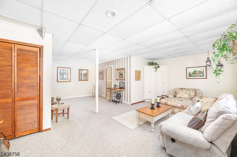 LAKE MOHAWK - Residential