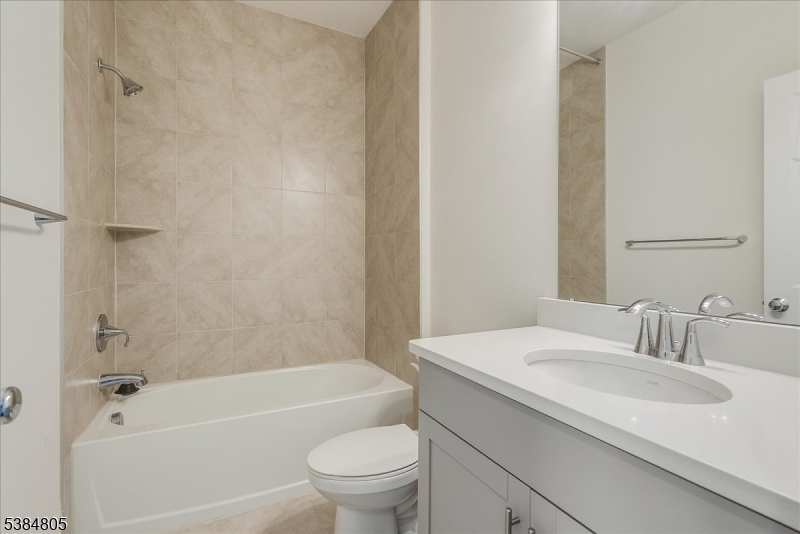 Livingston Square - Residential Lease