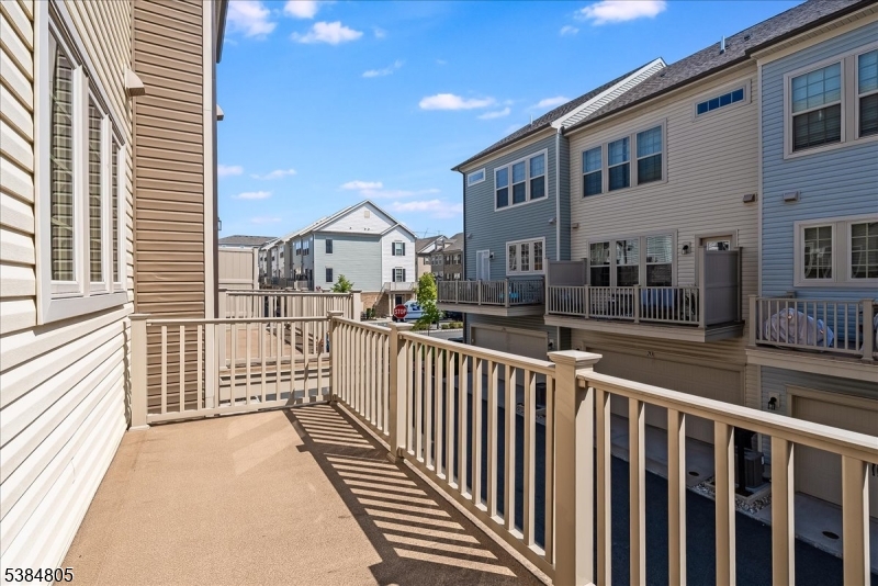 Livingston Square - Residential Lease