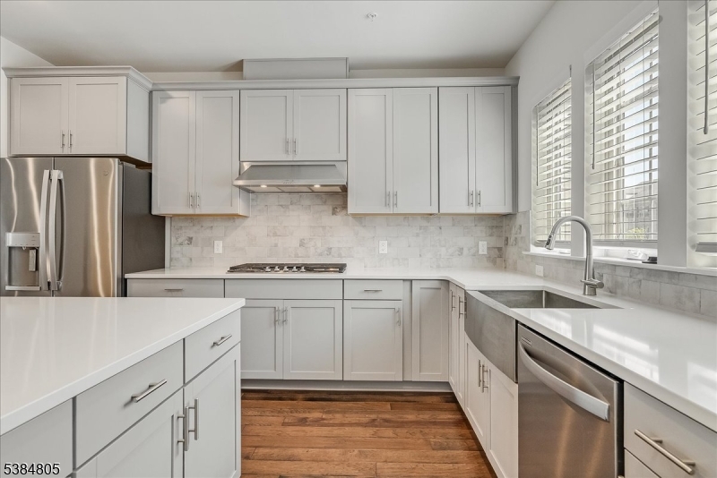 Livingston Square - Residential Lease