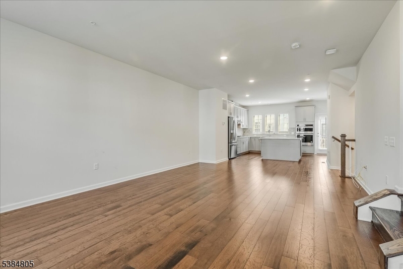 Livingston Square - Residential Lease