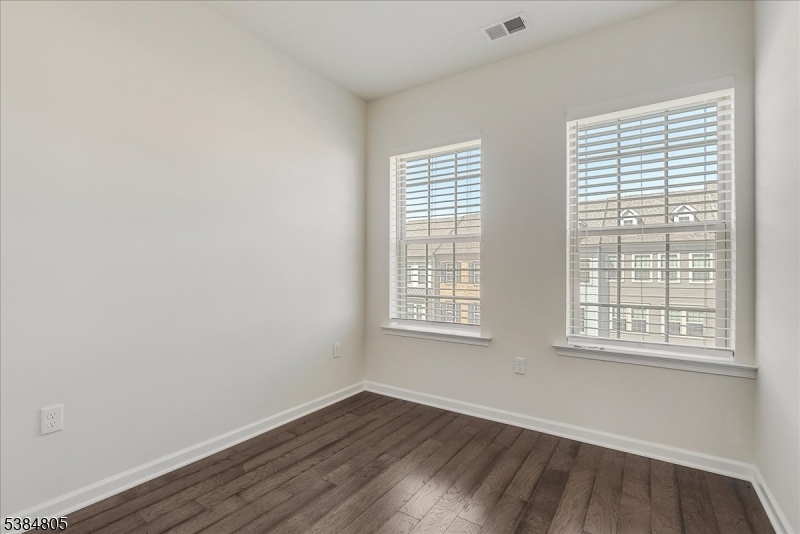 Livingston Square - Residential Lease