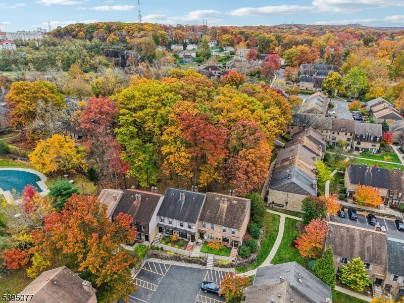 Inwood at Great Notch - Residential