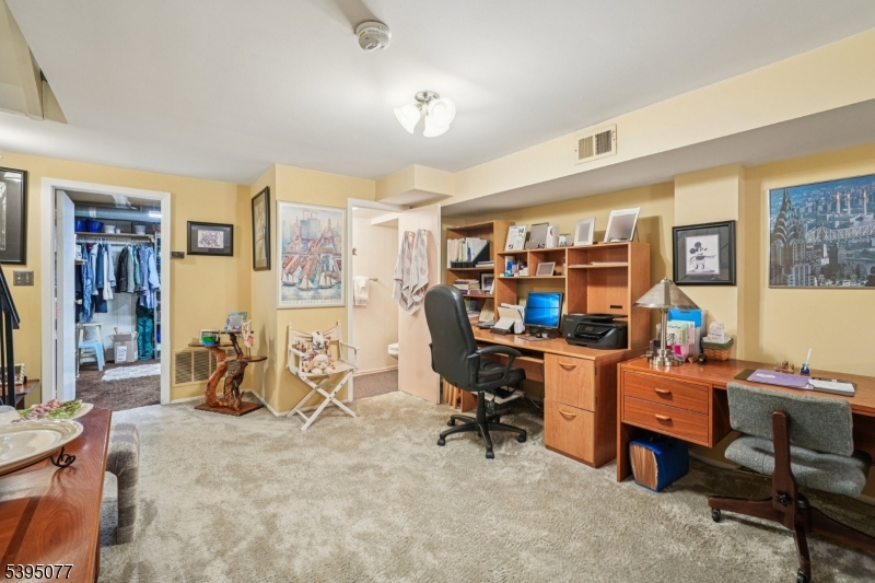 Inwood at Great Notch - Residential