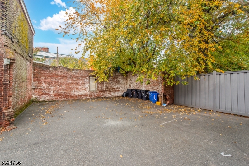 Fairmount - Residential Lease