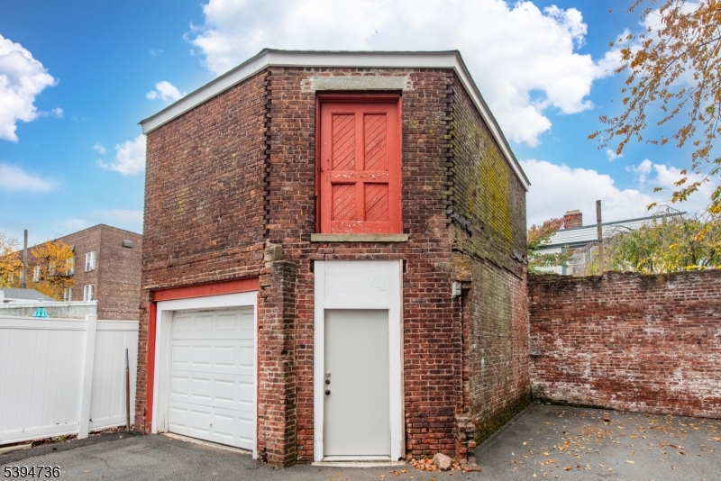 Fairmount - Residential Lease