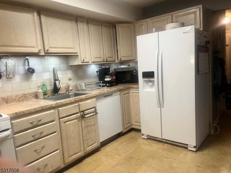 Star Lake Road Condominiums - Residential