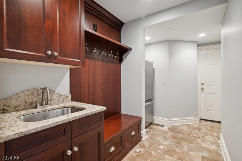 DRAKEWICK - Residential