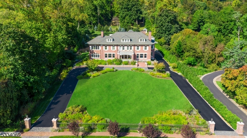 88 SOUTH MOUNTAIN AVE