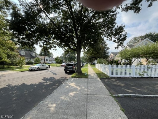 239 CHESTNUT ST, BOUND BROOK, NJ 08805 - Image 4d8162ec7fad3d50cc129fadcd0ec5da/3224204454