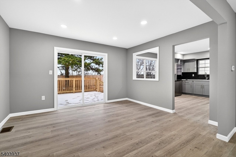 White Oaks Sec - Residential