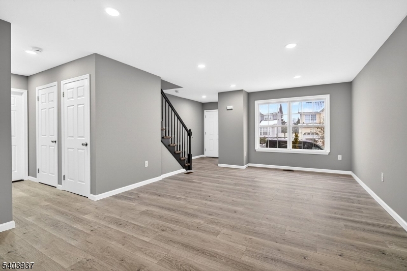 White Oaks Sec - Residential