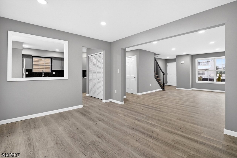 White Oaks Sec - Residential