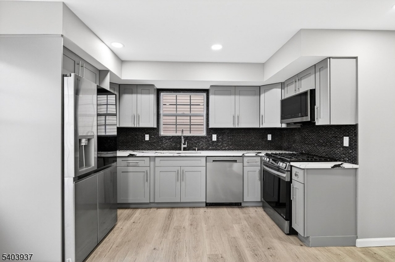 White Oaks Sec - Residential