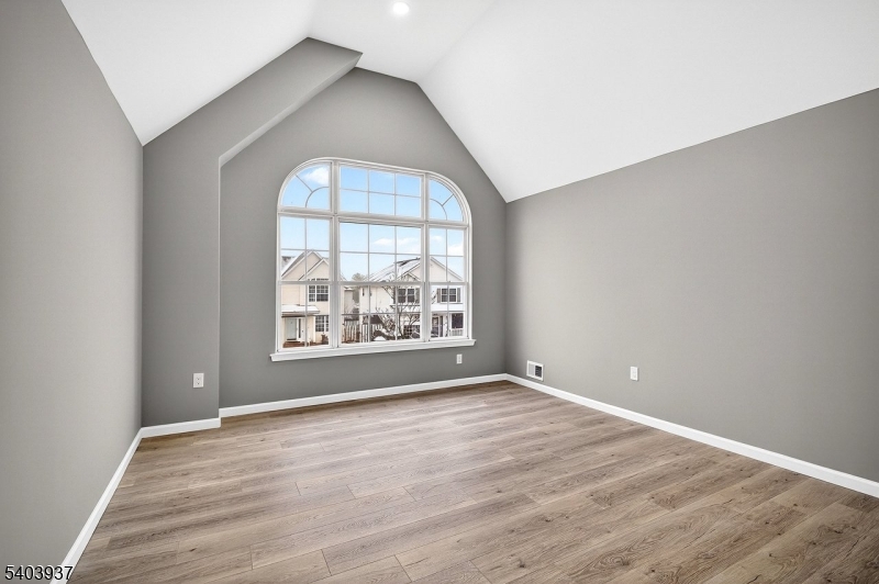 White Oaks Sec - Residential