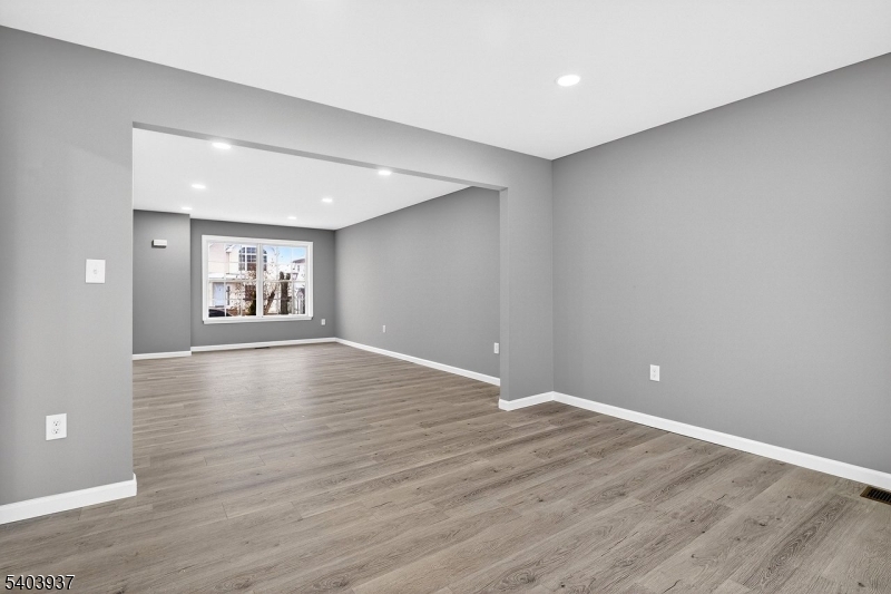 White Oaks Sec - Residential