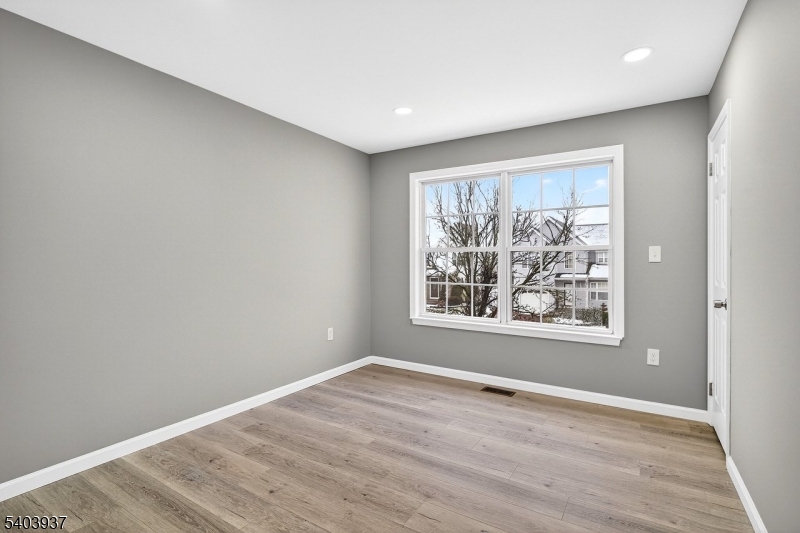 White Oaks Sec - Residential