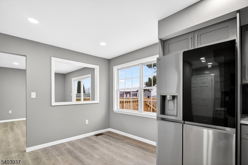 White Oaks Sec - Residential