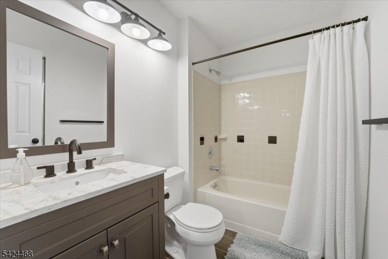 Society Hill - Somerset III - Residential