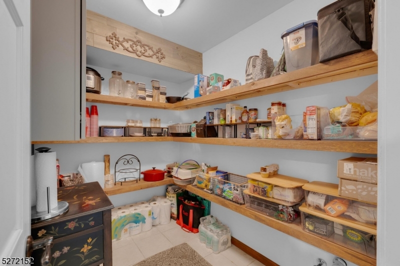 Squire Hill - Residential