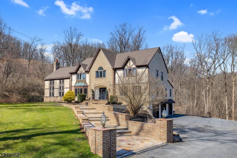 Squire Hill - Residential