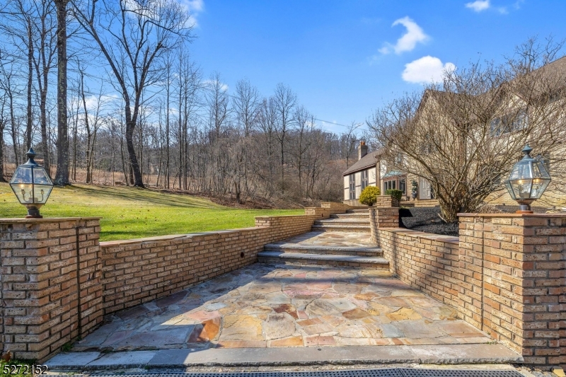 Squire Hill - Residential