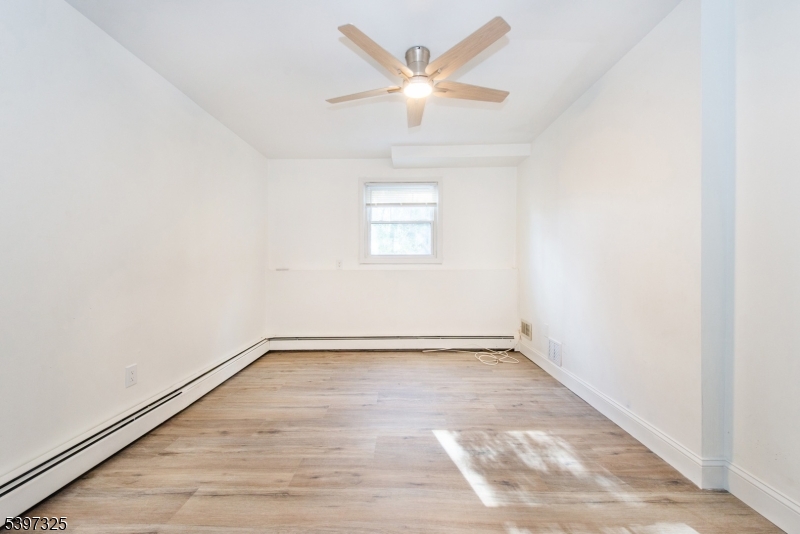 Lake Hiawatha - Residential Lease