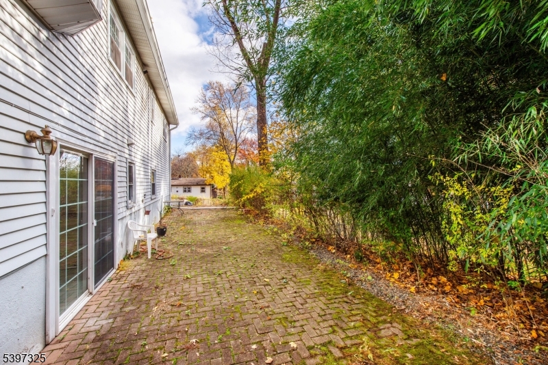 Lake Hiawatha - Residential Lease