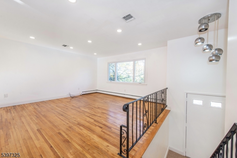 Lake Hiawatha - Residential Lease